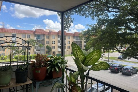 Купить кондоминиум в Лодерхилл, Флорида 2 спальни, 90.3м2, № 1957963 - фото 10