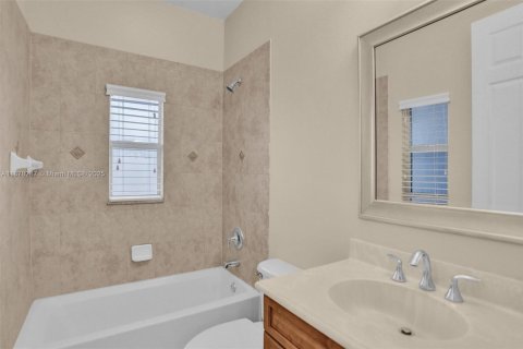 Townhouse in Fort Lauderdale, Florida 3 bedrooms, 186.55 sq.m. № 1928015 - photo 29