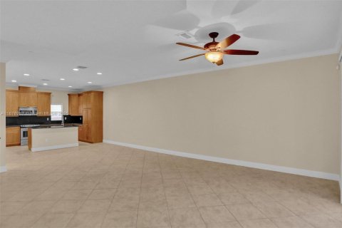 Townhouse in Fort Lauderdale, Florida 3 bedrooms, 186.55 sq.m. № 1928015 - photo 13