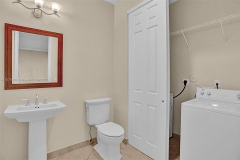 Touwnhouse à louer à Fort Lauderdale, Floride: 3 chambres, 186.55 m2 № 1928015 - photo 20