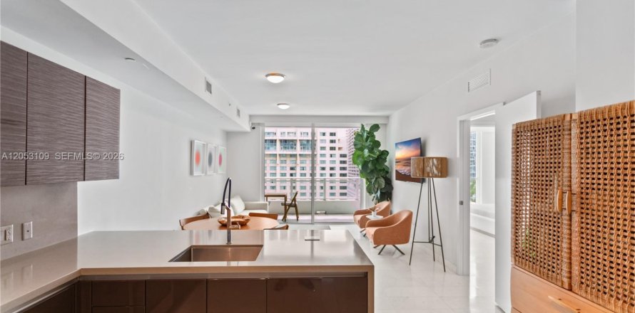 Condo in Miami, Florida, 1 bedroom  № 2192208