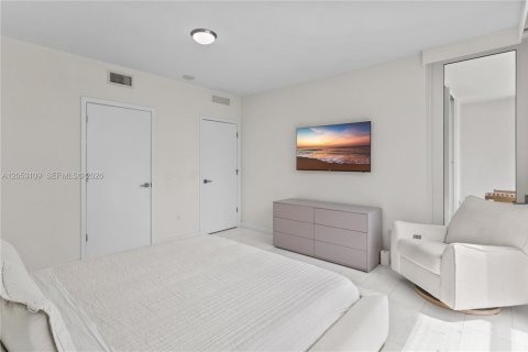 Condo in Miami, Florida, 1 bedroom  № 2192208 - photo 24