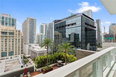 Condo in Miami, Florida, 1 bedroom  № 2192208 - photo 12