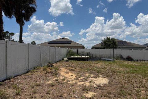 House in Davenport, Florida 3 bedrooms, 124.12 sq.m. № 2298186 - photo 10