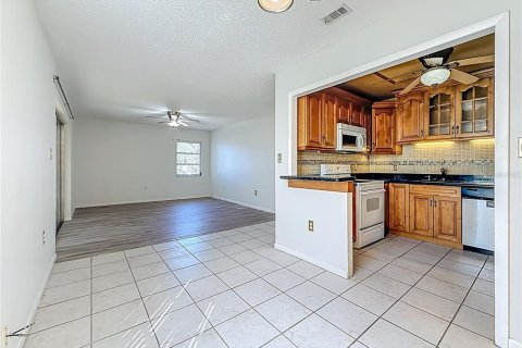 Copropriété à vendre à Clearwater, Floride: 2 chambres, 100.98 m2 № 2099690 - photo 9