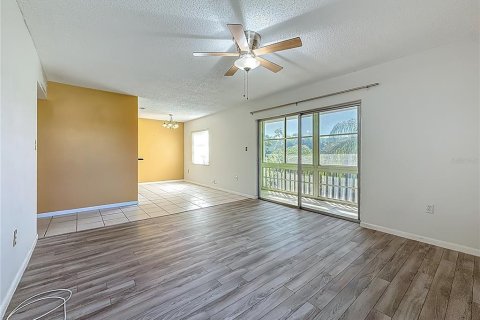 Copropriété à vendre à Clearwater, Floride: 2 chambres, 100.98 m2 № 2099690 - photo 12