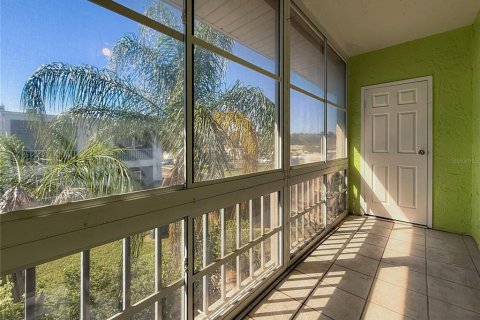 Copropriété à vendre à Clearwater, Floride: 2 chambres, 100.98 m2 № 2099690 - photo 24