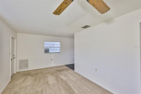 Casa en venta en Saint Petersburg, Florida, 1 dormitorio, 58.53 m2 № 1884269 - foto 11