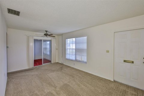 Casa en venta en Saint Petersburg, Florida, 1 dormitorio, 58.53 m2 № 1884269 - foto 9