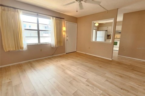 Copropriété à louer à Venice, Floride: 2 chambres, 66.52 m2 № 2101864 - photo 8