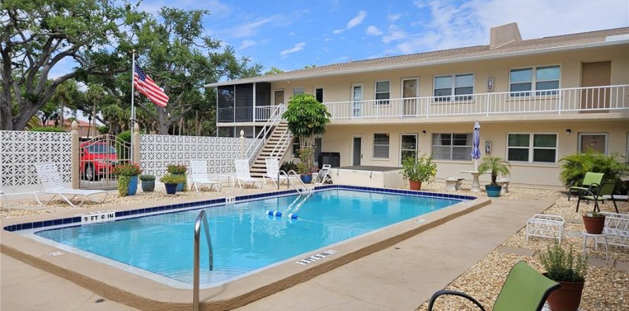 Condo à Venice, Floride, 2 chambres  № 2101864