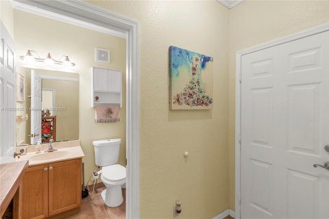 Condo in Tamarac, Florida, 3 bedrooms  № 1800814 - photo 29