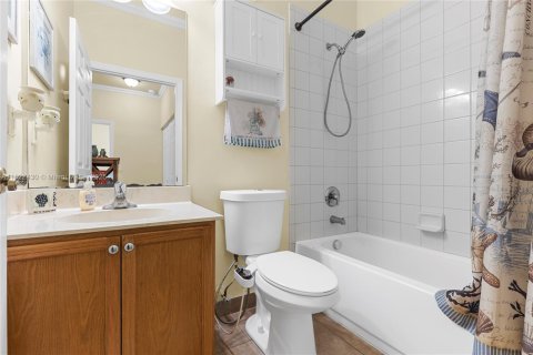 Condo in Tamarac, Florida, 3 bedrooms  № 1800814 - photo 30