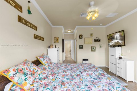 Condo in Tamarac, Florida, 3 bedrooms  № 1800814 - photo 13