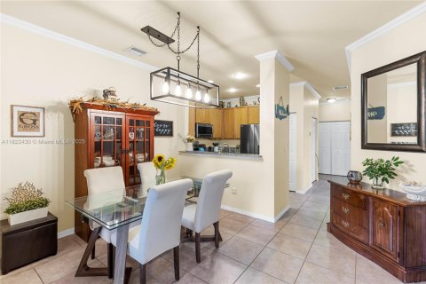 Condo in Tamarac, Florida, 3 bedrooms  № 1800814 - photo 6