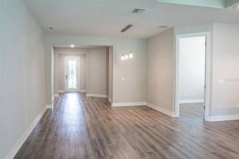 Casa en venta en Lake Mary, Florida, 3 dormitorios, 195.47 m2 № 2285400 - foto 21