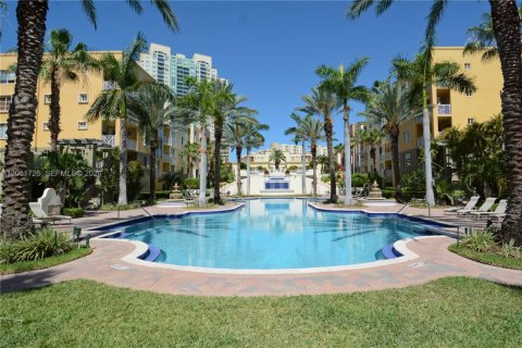 Condo in Miami Beach, Florida, 2 bedrooms  № 2250952