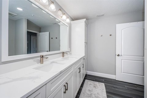 Купить таунхаус в Клируотер, Флорида 4 комнаты, 209.96м2, № 1601880 - фото 18