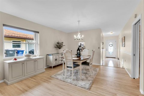 Villa ou maison à vendre à Bradenton, Floride: 2 chambres, 114.27 m2 № 2155462 - photo 13