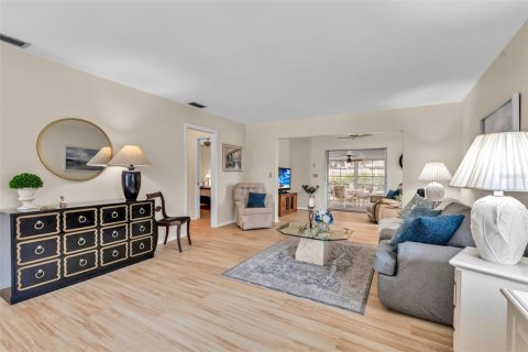 Villa ou maison à vendre à Bradenton, Floride: 2 chambres, 114.27 m2 № 2155462 - photo 17