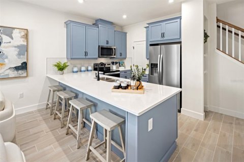 Touwnhouse à vendre à Apopka, Floride: 3 chambres, 137.12 m2 № 2414981 - photo 6