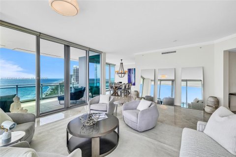Copropriété à louer à Bal Harbour, Floride: 3 chambres, 256.69 m2 № 1842409 - photo 9
