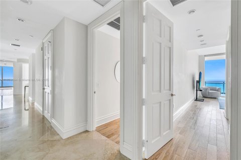 Copropriété à louer à Bal Harbour, Floride: 3 chambres, 256.69 m2 № 1842409 - photo 24