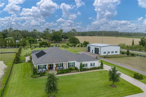 Casa en venta en Dade City, Florida, 4 dormitorios, 290.32 m2 № 2228296 - foto 5