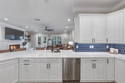 Casa en venta en Dade City, Florida, 4 dormitorios, 290.32 m2 № 2228296 - foto 25