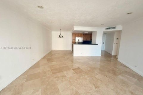 Condominio en alquiler en Miami, Florida, 1 dormitorio, 93 m2 № 2241653 - foto 4