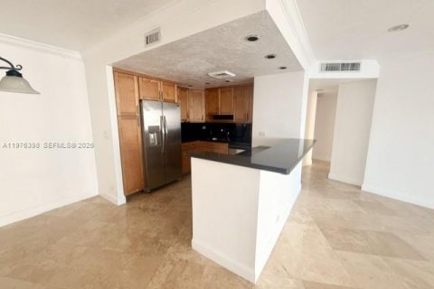 Condominio en alquiler en Miami, Florida, 1 dormitorio, 93 m2 № 2241653 - foto 7