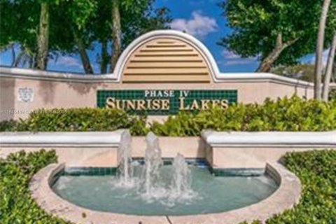 Condominio en venta en Sunrise, Florida, 2 dormitorios, 116.59 m2 № 1841020 - foto 27