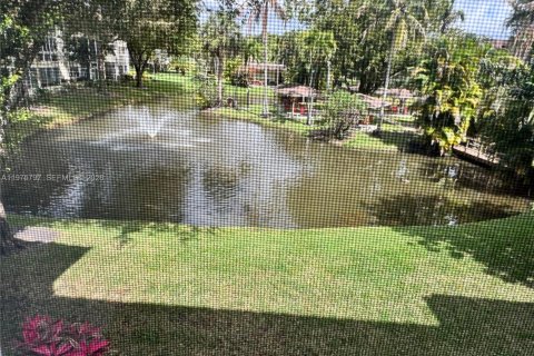 Купить кондоминиум в Лодердейл-Лейкс, Флорида 2 спальни, 87.7м2, № 2042767 - фото 20