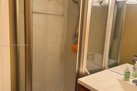 Купить кондоминиум в Лодердейл-Лейкс, Флорида 2 спальни, 87.7м2, № 2042767 - фото 14