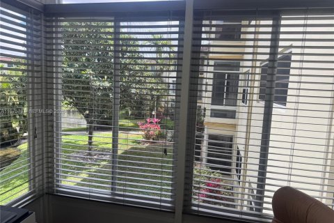 Купить кондоминиум в Лодердейл-Лейкс, Флорида 2 спальни, 87.7м2, № 2042767 - фото 19