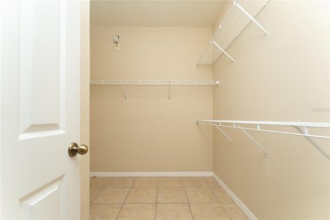 House in Orlando, Florida 4 bedrooms, 167.87 sq.m. № 1719340 - photo 26