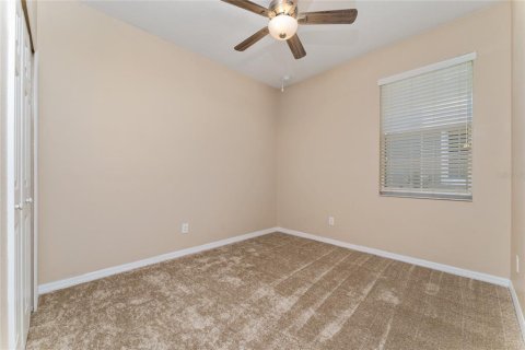 House in Orlando, Florida 4 bedrooms, 167.87 sq.m. № 1719340 - photo 10