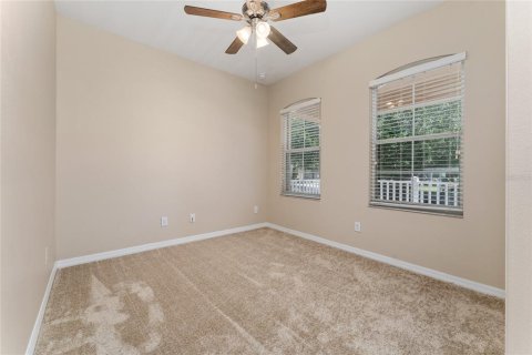 House in Orlando, Florida 4 bedrooms, 167.87 sq.m. № 1719340 - photo 8