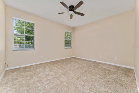 House in Orlando, Florida 4 bedrooms, 167.87 sq.m. № 1719340 - photo 22