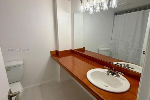 Townhouse in Palmetto Bay, Florida 2 bedrooms, 94.57 sq.m. № 2017928 - photo 6