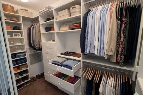 Купить кондоминиум в Авентура, Флорида 2 спальни, 107.21м2, № 2048707 - фото 21