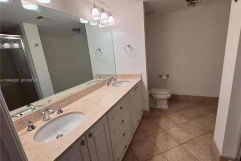 Купить кондоминиум в Авентура, Флорида 2 спальни, 107.21м2, № 2048707 - фото 19