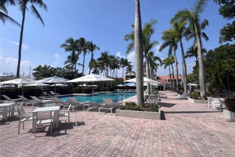 Купить кондоминиум в Авентура, Флорида 2 спальни, 107.21м2, № 2048707 - фото 25
