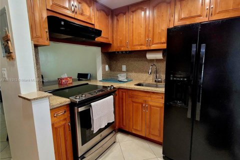 Купить кондоминиум в Авентура, Флорида 1 спальня, 71.35м2, № 1756486 - фото 19
