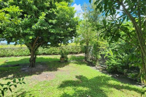 House in Miami Lakes, Florida 3 bedrooms, 141.49 sq.m. № 1879006 - photo 30
