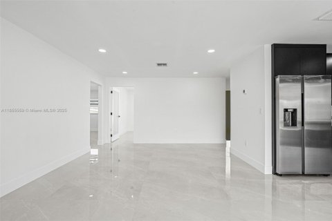 Casa en venta en Punta Gorda, Florida, 3 dormitorios № 1874943 - foto 8