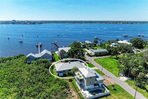 Villa ou maison à Palmetto, Floride 3 chambres, 207.64 m2 № 2418509