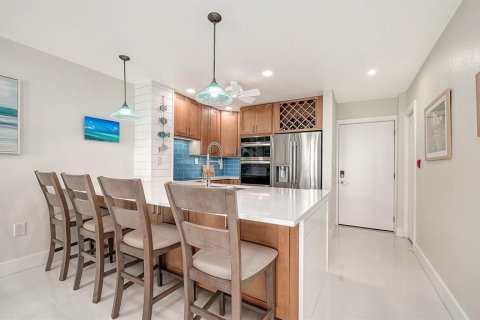 Copropriété à vendre à Sarasota, Floride: 2 chambres, 76.18 m2 № 2411446 - photo 10