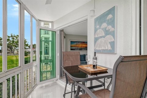 Copropriété à vendre à Sarasota, Floride: 2 chambres, 76.18 m2 № 2411446 - photo 23