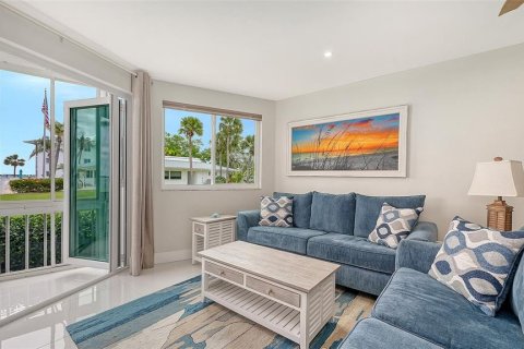 Copropriété à vendre à Sarasota, Floride: 2 chambres, 76.18 m2 № 2411446 - photo 12